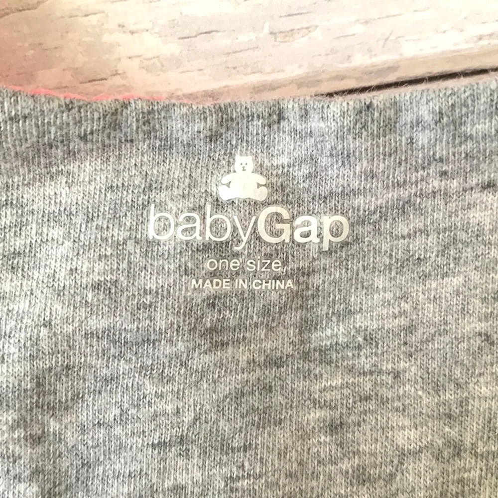 BabyGap Baby Girl Bibs Set of 2 Pink Gray Reversible Bib Terry Cloth Polka Dot